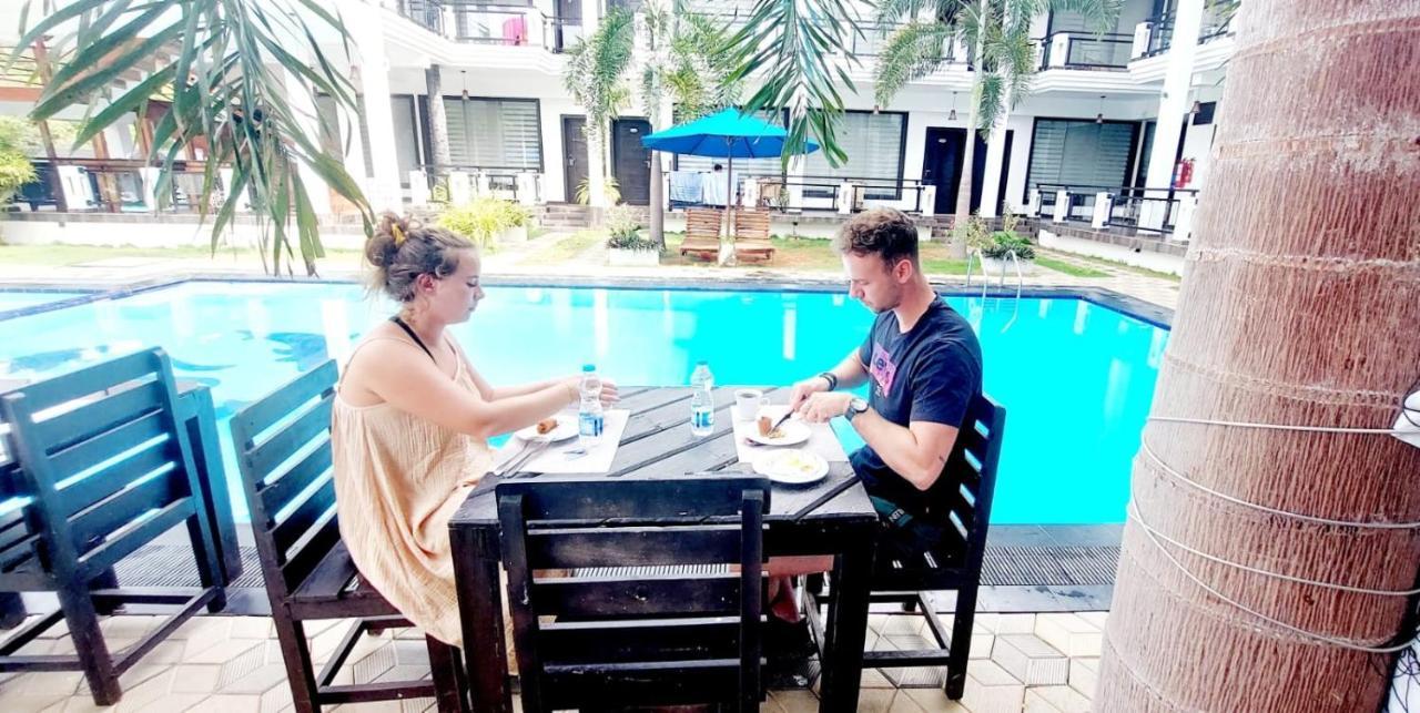 J7 Villaj Resort Trincomalee Luaran gambar