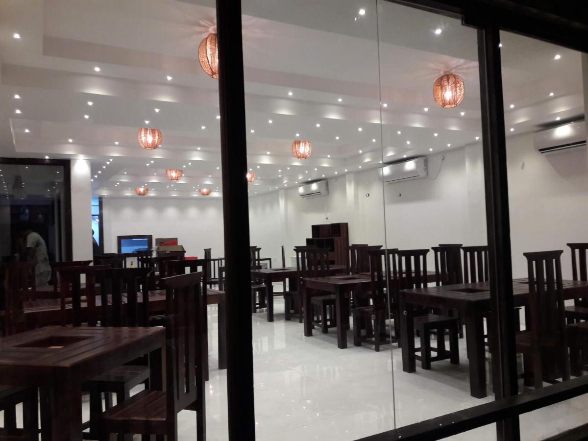 J7 Villaj Resort Trincomalee Luaran gambar